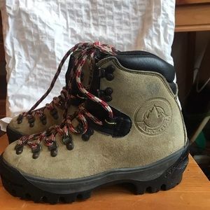 La Sportiva Makalu Mountairneering/ Hiking Boots